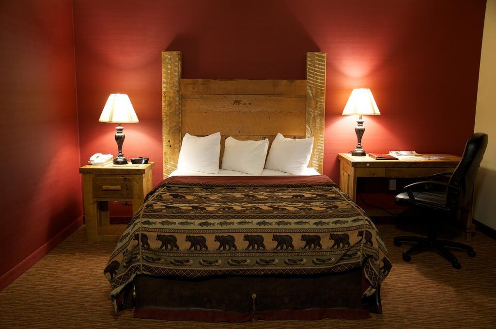 Three Bear Lodge West Yellowstone Dış mekan fotoğraf